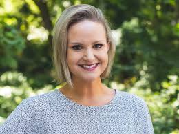 Meredith Ledbetter's Instagram, Twitter & Facebook