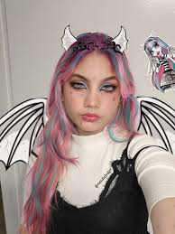 Lorena Serrano (lorenasr__)