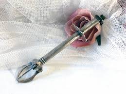 Ancienne Pince A Sucre En Metal Argente Le Systeme De Crabe Pour La Pince Metal Argente Metal Pince
