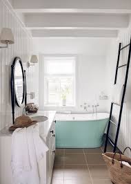 Une Maison Sur La Plage Au Danemark Planete Deco A Homes World Maison Maisons De Plage Deco Salle De Bain