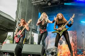 Hey female fronted metal stans from tumblr dot com please give this all female metal band more love pls. Burning Witches 17 08 2019 Summer Breeze