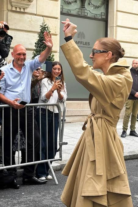 C&eacute;line Dion Steps Out for First Public Appearance of the Year in Paris