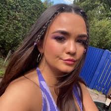 Kate Dempsey (@katedempzzz)