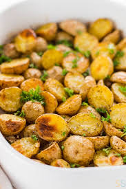 Oven Roasted Potatoes Recipe Video Ww Vegetarian Savor Savvy Oven Roasted Potatoes Vegetarian Side Dishes Oven Roast