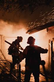 Palisades Fire Live Updates: 30,000 ...