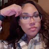 80+ perfiles de «Hannah Mark»