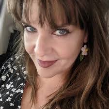 Melissa Mcpeek's Instagram, Twitter & Facebook