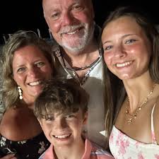 Has anyone stayed at Windsong? Thoughts