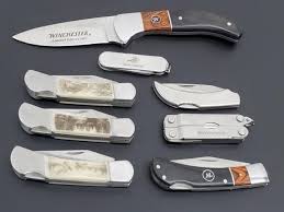 Knife sets are a great addition to any knife collection, or any practical knife user's arsenal. 8 Winchester 2007 Limited Edition Knife Set New Antique 2 Modern Auction House