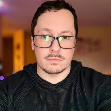 The so-called “Chicago Rat Hole” became an internet sensation in 2024, but  was it really made by a rat? Using anatomical measurements and statistical  comparisons, scientists analysed the sidewalk impression and found