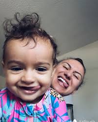 2024 em 12 fotos… comecei o ano com um bebê e terminei com uma criancinha  🥹🥹 Que ano de aprendizado e de plantação… Obrigada por tudo 2024 tchau!!!  Vem 2025 😊 #happynewyear #felizanonovo #2025