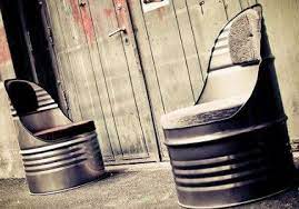 comment recycler de vieux bidons en fer decoration style industriel rustique comment recycler bidon