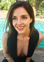 Jen Lilley Sexy Tits and Ass Photo Collection - Fappenist