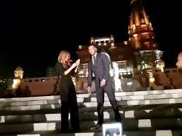 إيمان الحصري ترتدي دبلة الخطوبة وتكشف عن عريسها 06:06 م السبت 09 ديسمبر 2017 الإعلامية إيمان الحصري Ø³ÙŠÙ„ÙÙŠ Ø¹Ù„Ù‰ Ø³Ù„Ù… Ø§Ù„Ø¨Ø§Ø±ÙˆÙ† Ù…Ø­Ù…Ø¯ Ø±Ù…Ø¶Ø§Ù† ÙÙŠ Ø¶ÙŠØ§ÙØ© Ø¥ÙŠÙ…Ø§Ù† Ø§Ù„Ø­ØµØ±ÙŠ Ù‚Ø±ÙŠØ¨Ø§ ÙÙŠØ¯ÙŠÙˆ ÙÙŠ Ø§Ù„ÙÙ†