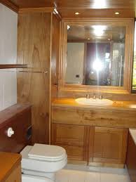 Mobile bagno ad angolo su misura in legno produzione mobili bagno su misura ad angolo, angolari, con tagli obliqui e doppie profondità'. Mobili Bagno Su Misura Cucine Mutistrato Marino Creocasamilano