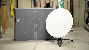Starlink internet boasts speeds of up to 300mbps at the moment, with an ultimate goal of reaching 1gbps speeds. Elon Musk S Spacex S Starlink Satellite Set To Provide Worldwide Internet
