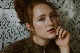 Singer-songwriter Bella White