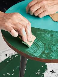 How Annie Sloan Used Chalk Paint To Diy A Faux Malachite Table In 2020 With Images Chalk Paint Annie Sloan Annie Sloan Paints