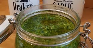 Pesto Verde Mit Rucola Und Basilikum Rezept Pesto Verde Pesto Rucola