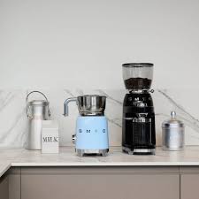 From burr coffee grinders and coffee scoops to milk frothers and adorable coffee mugs, these are the coffee accessories every caffeine lover needs. Smeg Milk Frother Mff01 Connox