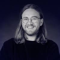 500+ "Selig" profiles