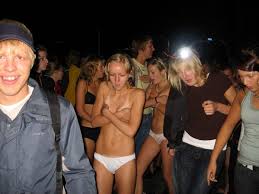 A bunch of random ENF pics from the Web | ENF, CMNF, Embarrassment and  Forced Nudity Blog