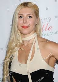 Ashlee Rose's Instagram, Twitter & Facebook