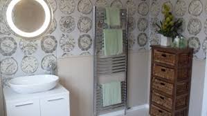 The serious challenge was (when peter andre took over they changed format) to redecorate and makeover a number of rooms in a house in 60 minutes. Rattan Direct Feature On 60 Minute Makeover Rattan Direct