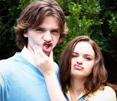 A description of tropes appearing in kissing booth. Joel Courtney On Twitter 54 Times The Kissing Booth Cast Were Completely Adorable Irl Joeyking Jacobelordi Netflix Reekles Https T Co Z207r1lzfa Https T Co Aspkktpucf