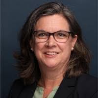 Shelley Cote's Instagram, Twitter & Facebook