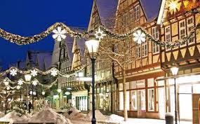 Neben tannengeruch und plätzchen gehören auch lichter zu weihnachten dazu. Celle Leuchtet Machen Sie Mit Die Beleuchtung Der Celler Weihnachtsstadt Ist Auch In Diesem Jahr Wieder Auf Unterstutzung Angewiesen Celler Presse Was Celle Bewegt