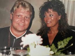 Doug Ford's Wife Met Him For The First Time At A Pool Party That ...