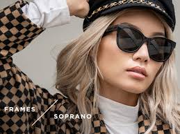 Amazon.com: Bose Frames Soprano, Smart Glasses, Bluetooth Audio Sunglasses,  with Open Ear Headphones, Cat-Eye, Black : Electronics