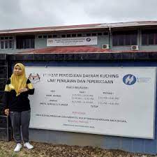 Pendidikan adalah pembelajaran pengetahuan, keterampilan, dan kebiasaan sekelompok orang yang diturunkan dari satu generasi ke generasi berikutnya melalui pengajaran, pelatihan, atau penelitian. Pejabat Pendidikan Daerah Kuching Kuching Sarawak
