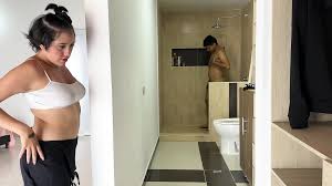 ウチの弟マジでデカイんだけど見にこない E Hentai Porn Videos: UHD 4K 2160p XXX 2025 | xHamster