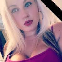 Danielle Landrum's Instagram, Twitter & Facebook