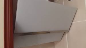 Aspiratör daha ufak şekle sahiptir, bacalı ve bacasız kullanılabilecek şekilde üretilmiştir. Arcelik Beko Altus Ala 545 Davlumbaz Aspirator Inceleme Tanitim Dokunmatik Davlumbaz Aspirator Youtube