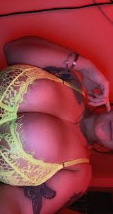 bustyybeautyy2 on X: For all my new followers and the ones who keep in  clutch by staying 😍hi🥰 catch this set on t.cowFvVJBsU7B  t.coS42jGHS0Lp  X