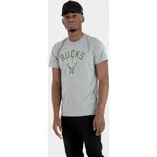Schnelle lieferung 30 tage rückgaberecht kauf auf rechnung gestalte dein eigenes cap & mütze online. New Era Milwaukee Bucks Nba T Shirt Grau Caphunters De
