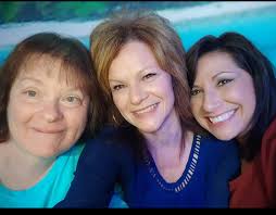 4.9k members ... ❤️ Heart warming. If the only the person who's house she  was at could be named 🤔 Darn it Chris...