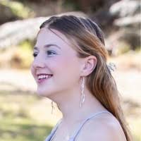 Cailin Healey's Instagram, Twitter & Facebook