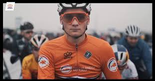 Mathieu en david van der poel zullen raymond poulidor herinneren als een apetrotse grootvader. Pin Van Cyclist Bop Op Van Der Poel