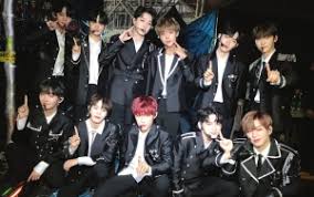 Wing wing wing wing / boomerang / hey dorabeoryeo / boom boom boom boom / ne maeum hyanghae syut hago . Jadi Obat Kangen Dance Practice Lagu Wanna One Wanna Be Tiba Tiba Dirilis Setelah 4 Tahun