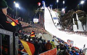 Dezember noch mit 2.500 (statt gewöhnlich 25.000) fans, alle tickets waren binnen minuten verkauft. Skispringen Vierschanzentournee Alle Termine Und Orte