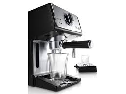 It is available in red, silver and black. De Longhi Manual Espresso Machine Ecp 3420