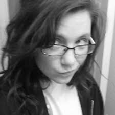 Amie Slevin's Instagram, Twitter & Facebook