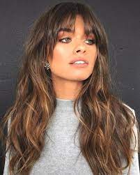 9 Mejores Tendencias De Cabello De Otono Que Inspiraran Tu Proximo Look Ecemella Cabello Hair Styles Long Hair Styles Fall Hair Trends