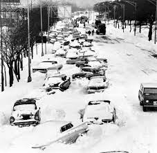 From The Archives The Blizzard Of 67 Chicago History Chicago Pictures Downtown Chicago