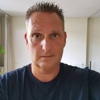 40+ perfiles de «Robert Knol»