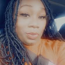 Keep the Prayer going in comments... Heavenly Father, bless the woman  reading this with Peace...